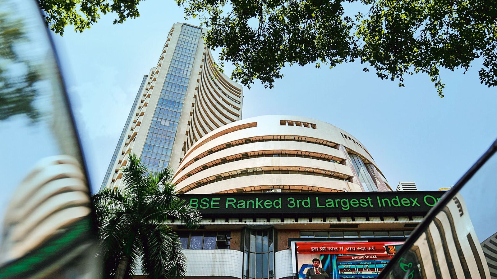 Market crash? Here’s how to invest like a pro during volatile times—5 key tips