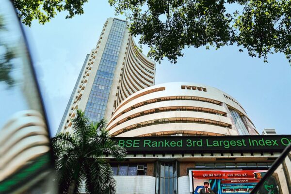 Before you start investing in stocks, make note of 4 key considerations