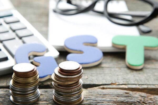 When do you have to register for GST as a professional landlord?