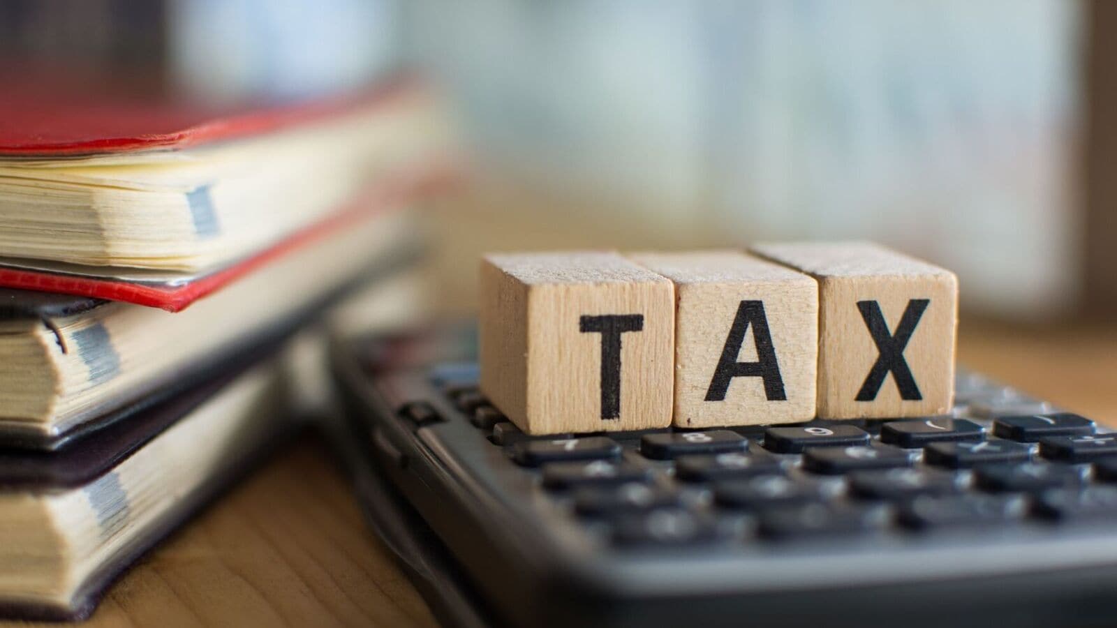 Deadline Alert! Last 3 weeks to invest in tax saving instruments to claim deduction, check details here Deadline Alert! Last 3 weeks to invest in tax saving instruments to claim deduction, check details here