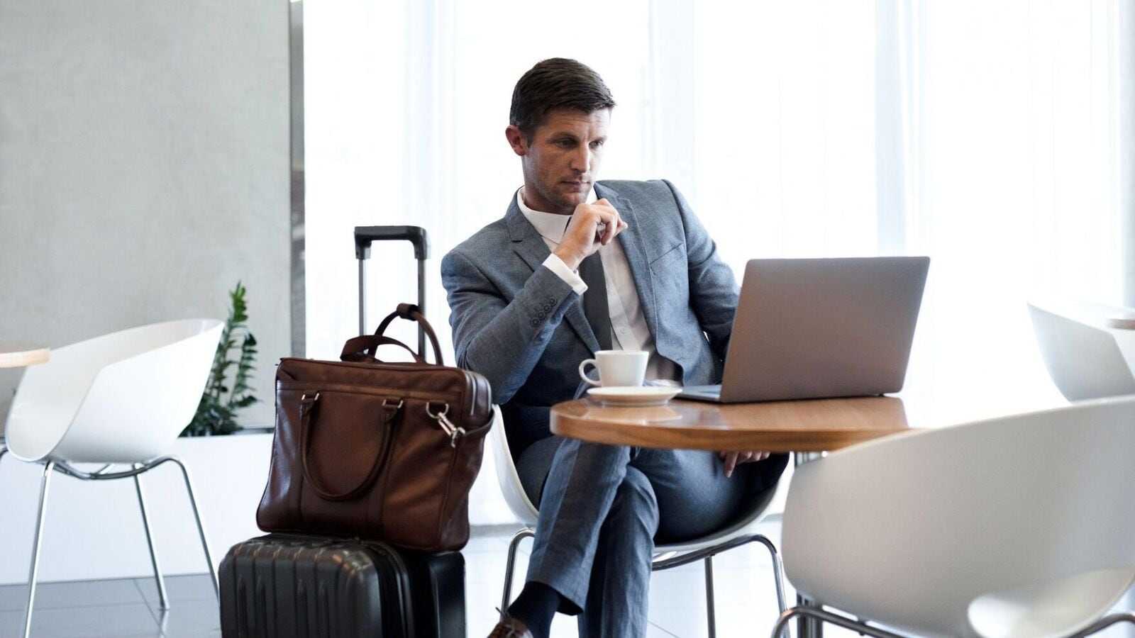 Credit cards: Turned away from an airport lounge? Find 7 key reasons responsible for it Credit cards: Turned away from an airport lounge? Find 7 key reasons responsible for it