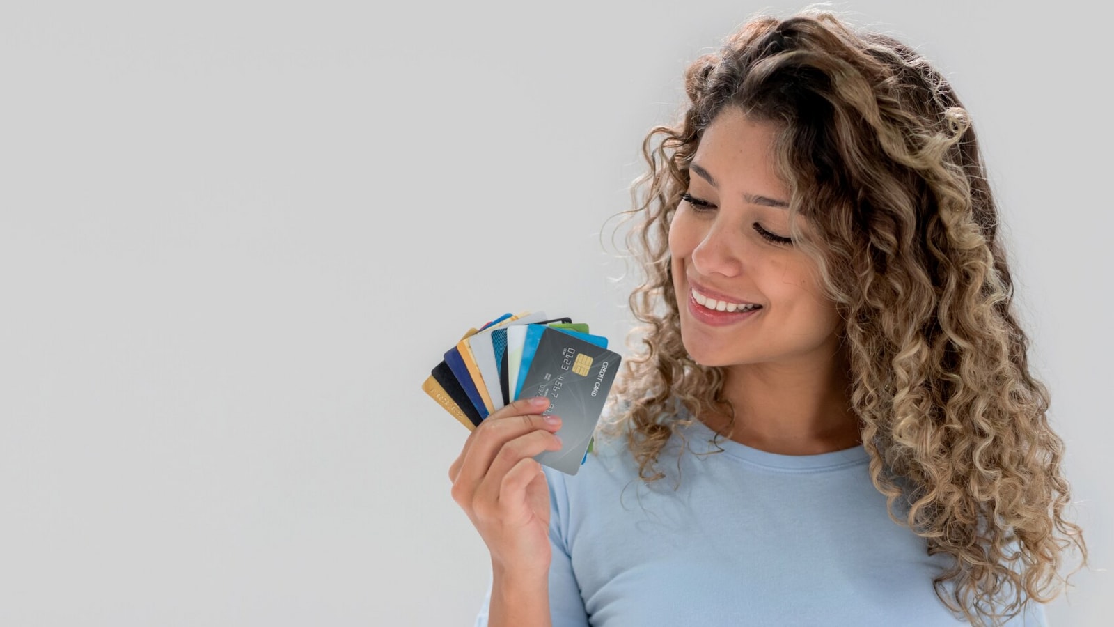 How to maximise travel rewards with credit cards in 2025? Find out here