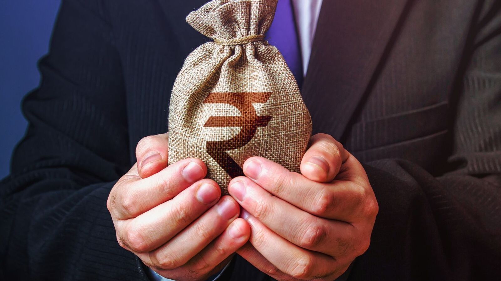 Should you borrow to invest? The truth about taking a personal loan for stocks Should you borrow to invest? The truth about taking a personal loan for stocks