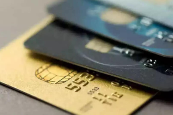 Is a metal credit card worth it? Luxury benefits and hidden costs revealed