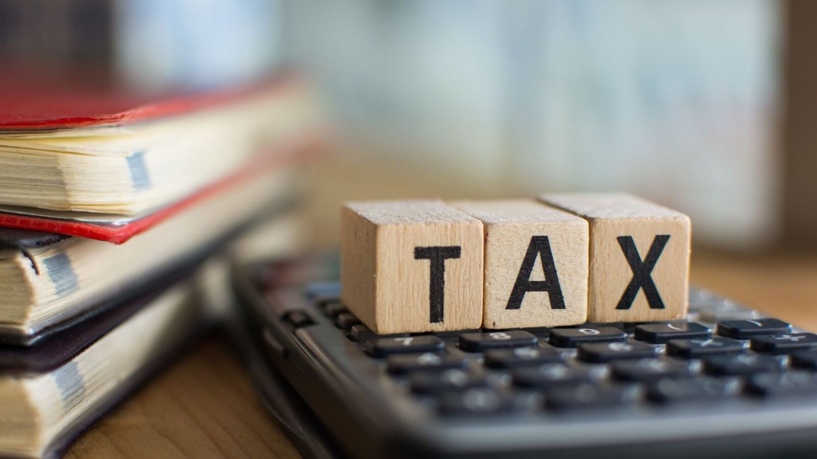 New Tax Regime: Why opting for it is more beneficial for salaried taxpayers? Check details New Tax Regime: Why opting for it is more beneficial for salaried taxpayers? Check details