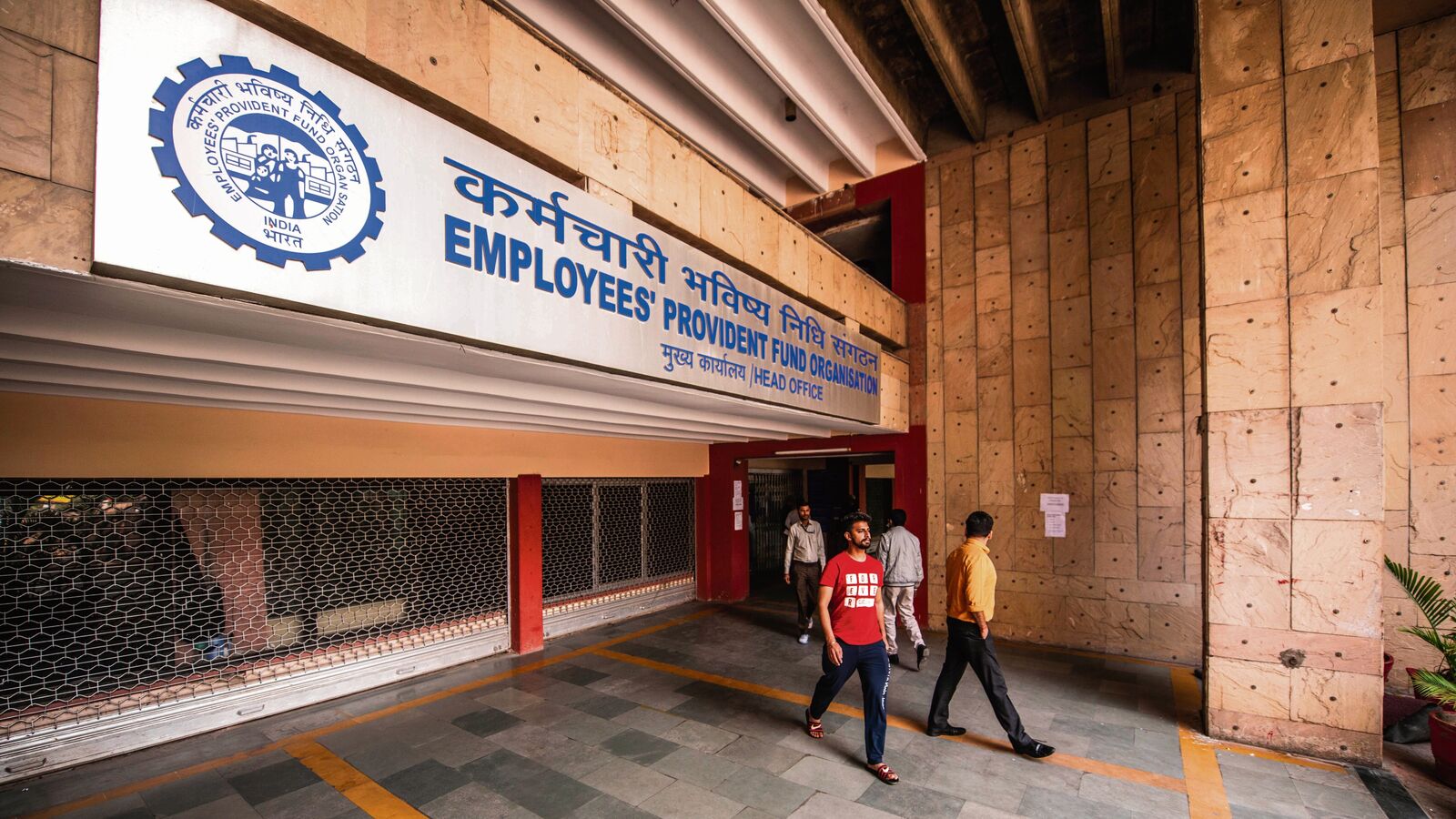 EPFO alert! Can transfer claims be rejected for overlapping service period? Check official clarification here EPFO alert! Can transfer claims be rejected for overlapping service period? Check official clarification here