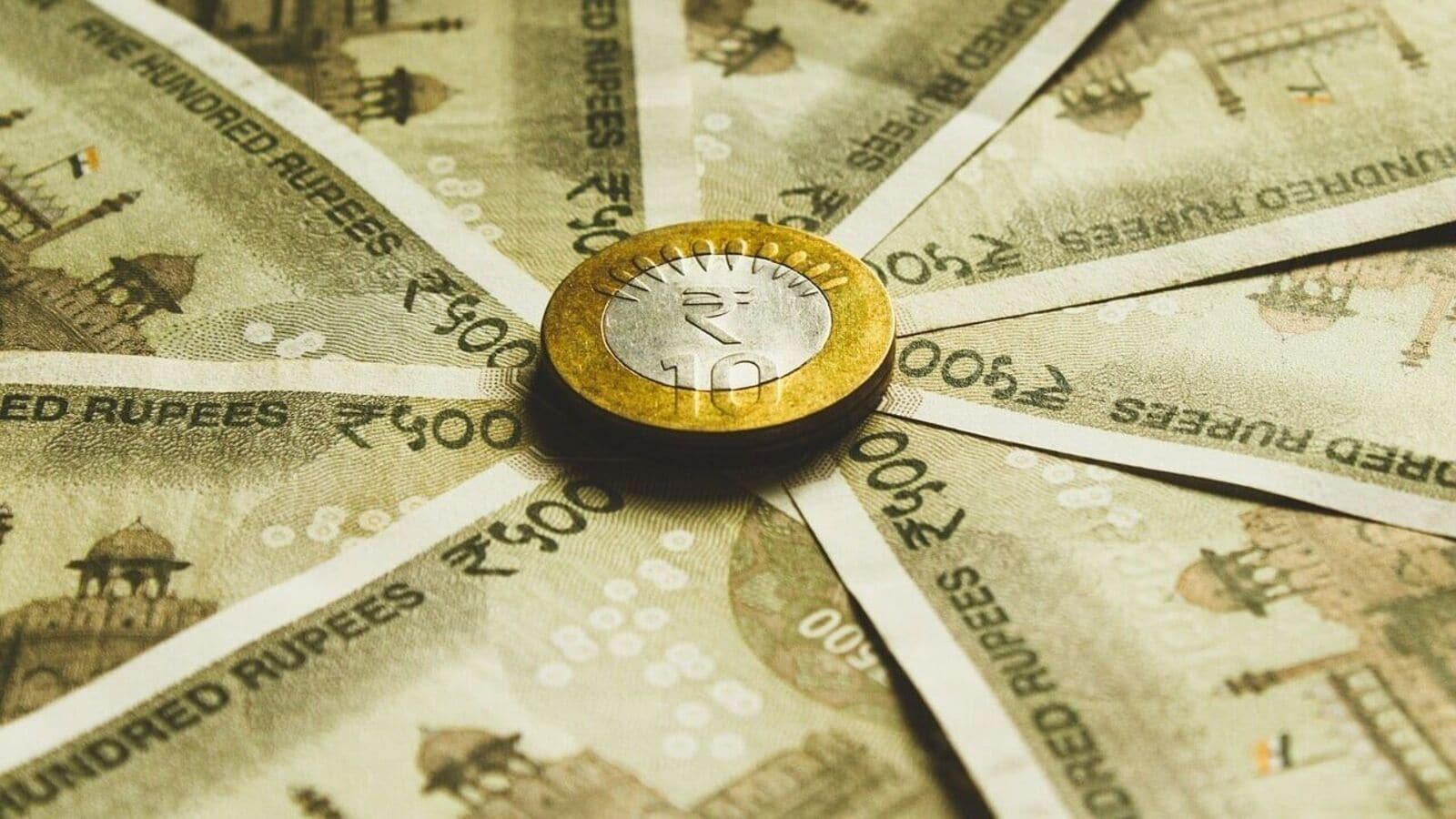 Individual current accounts: Benefits, minimum balance, and who should open one Individual current accounts: Benefits, minimum balance, and who should open one