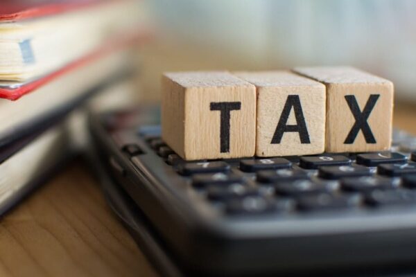 Can Indian freelancers and tech founders avoid paying the income tax by shifting base to Dubai?