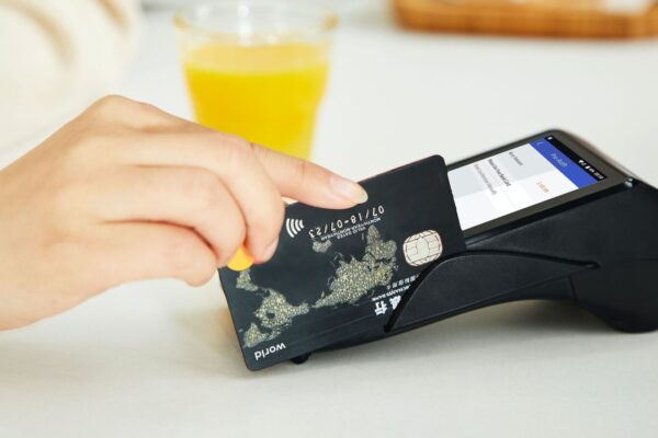 5 best credit cards for senior citizens 2025: Compare top no-fee and low-fee options
