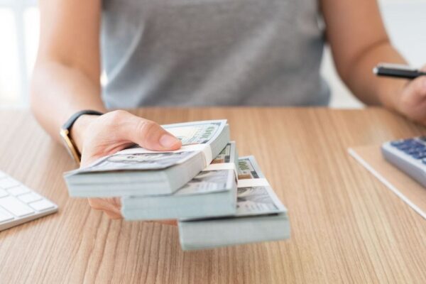 Personal loans: How to use EMI calculator for managing your loan?