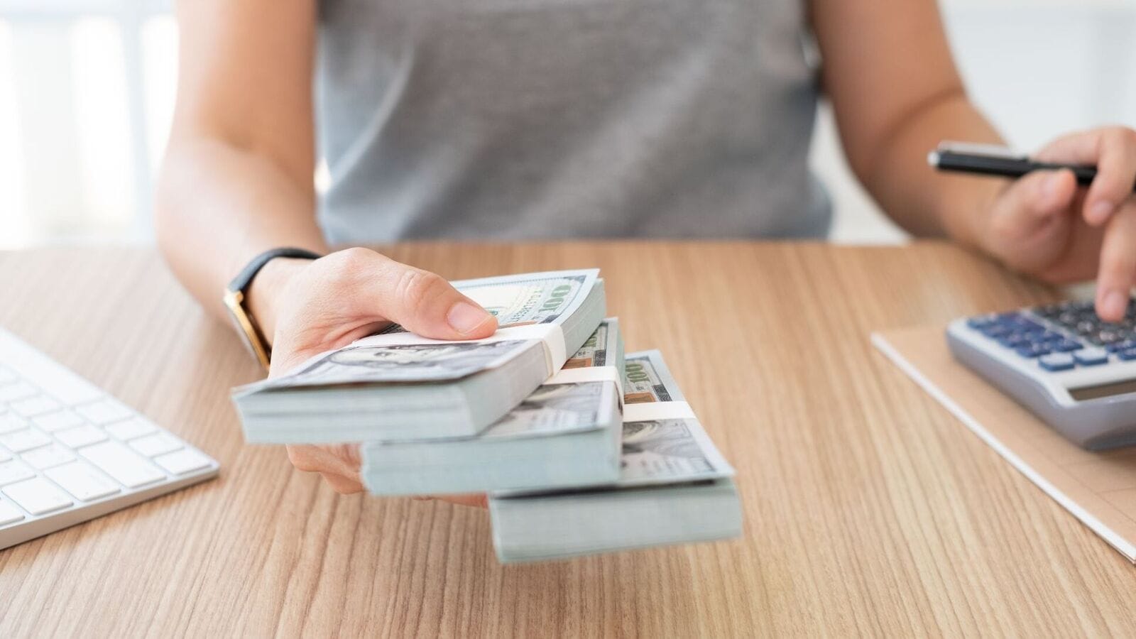 Personal loans: How to use EMI calculator for managing your loan? Personal loans: How to use EMI calculator for managing your loan?