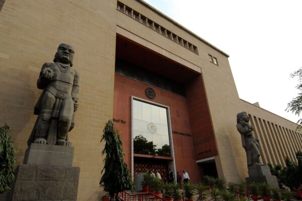 RBI keeps repo rate unchanged at 5.5%: Will there be an impact on personal loans?