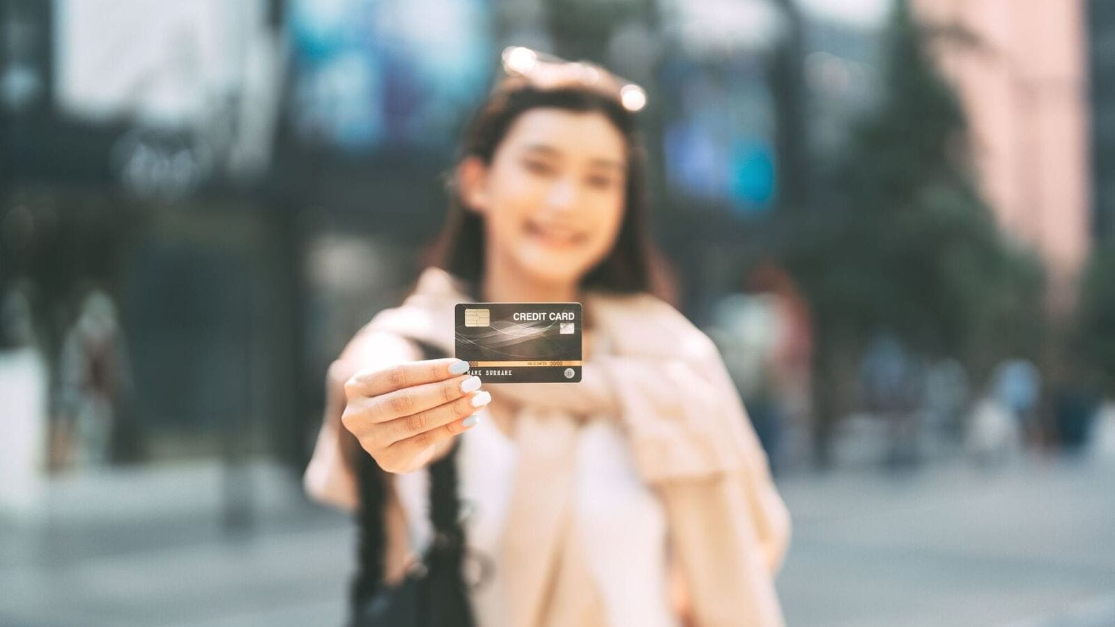 How to manage multiple credit cards without hurting your credit score