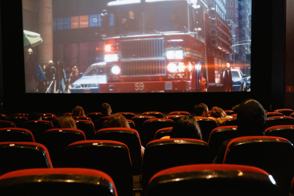 Credit Cards: THESE 5 cards provide good movie experience to movie buffs